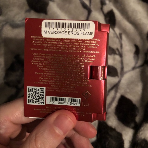 Versace Eros EDP & Versace Eros Flame EDP 1 ml eqch - Picture 6 of 6
